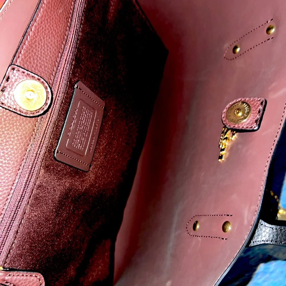 COACH tote Bag Black Leather - Picture 6 of 13